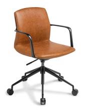 Esprit_Hazelnut Leather